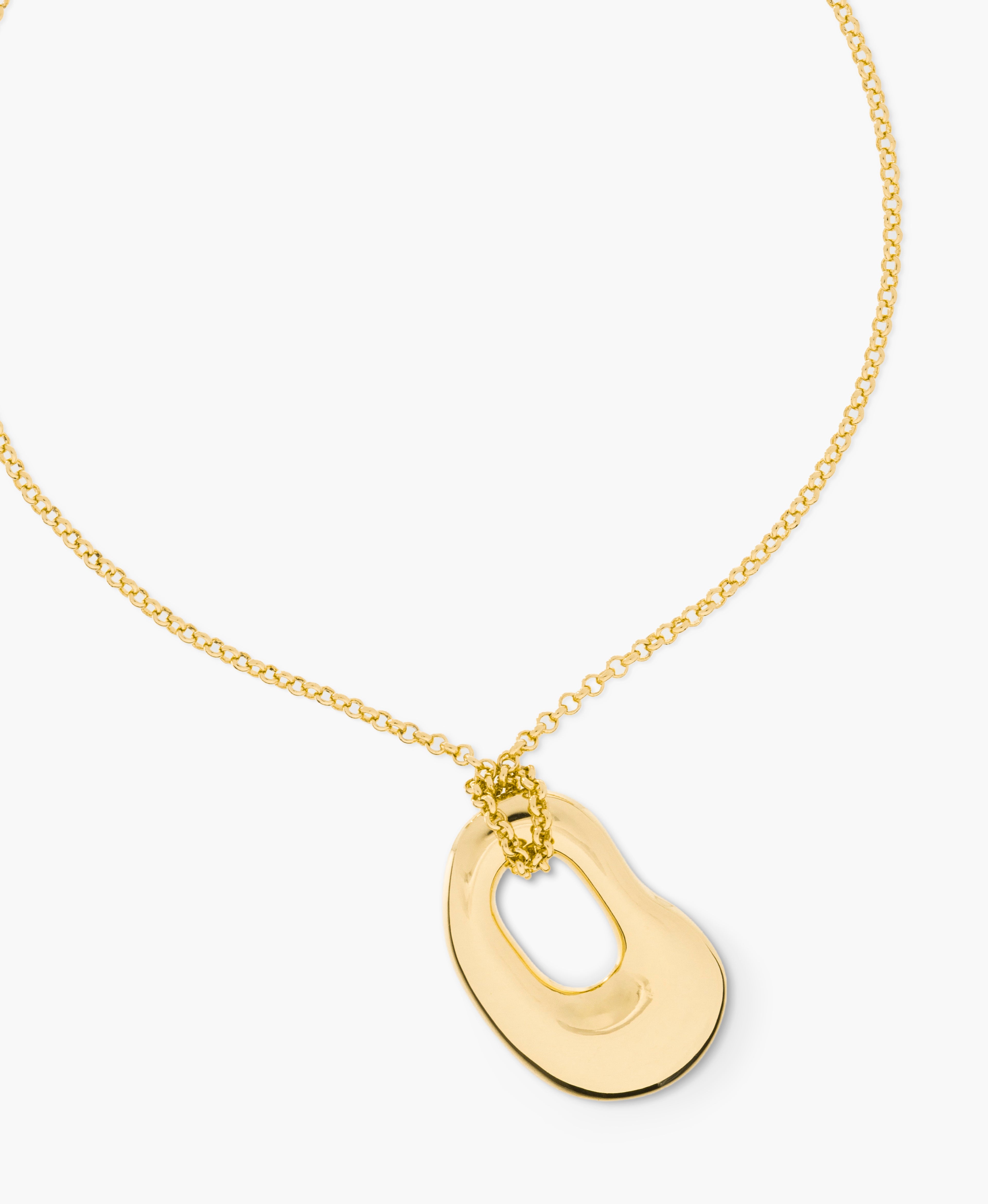 Sculpted Oval Pendant Necklace